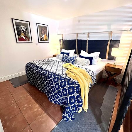7 - Central Studio - King Bed - Bike Facilities Merthyr Tydfil Ngoại thất bức ảnh